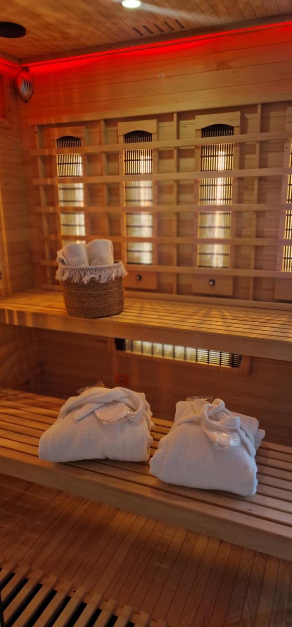 Spa Love Ceglana 1 A Sauna,,Jaccuzi Dla Dwojga Na Wylacznosc Grünberg Exterior foto